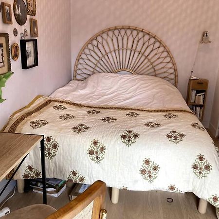 Appartement Cosy Dans Le 9E Paris Exterior foto